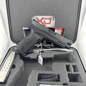 Springfield XD-10 10MM
Case, three 15 round