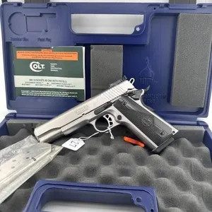 Ruger SR-1911 45 auto
Case and two 8 round clips