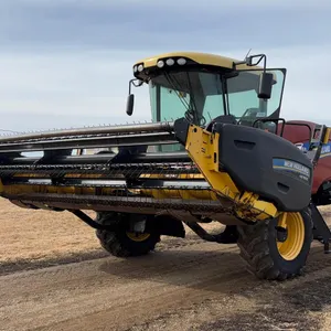 2019 New Holland Speedrower 160 Windrower