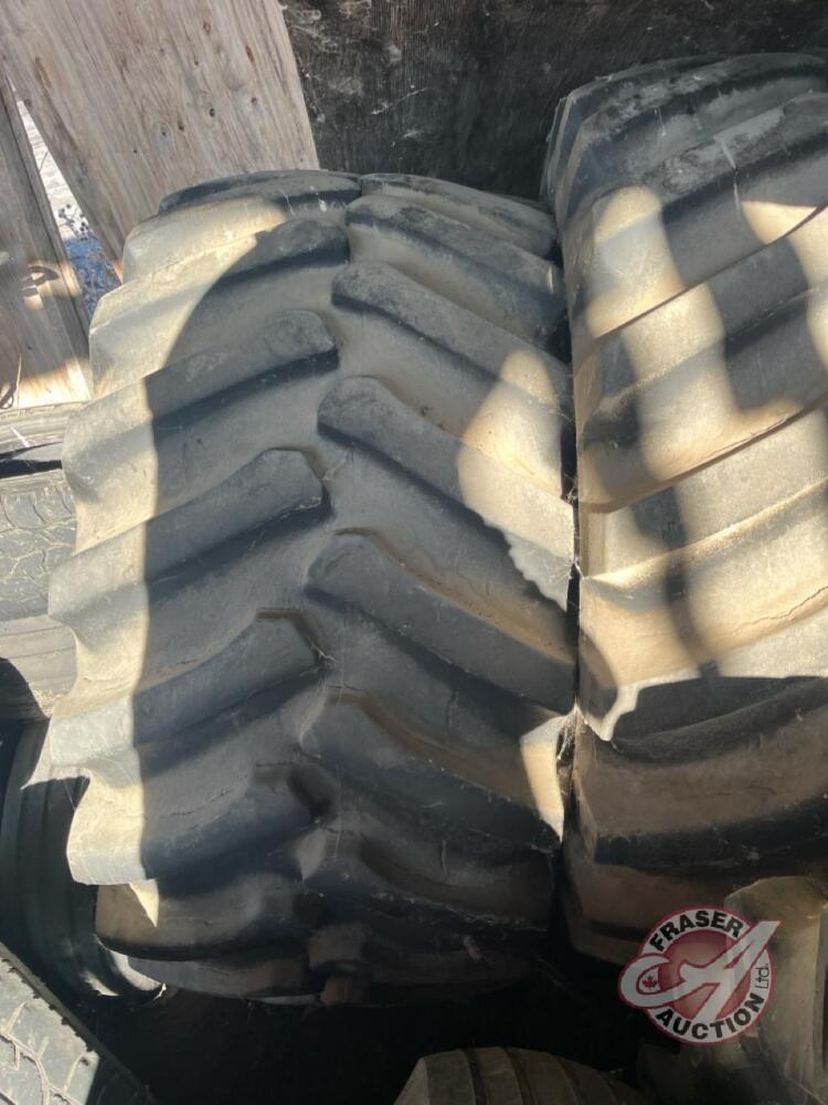 Used 30.5 x 32 12 ply Firestone rubber