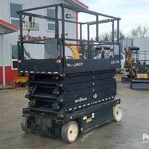 2018 Skyjack SJ4740 Electric Scissor Lift
