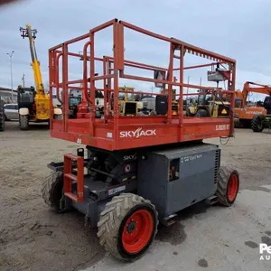 2015 Skyjack SJ6826RT 4x4 All Terrain Scissor Lift