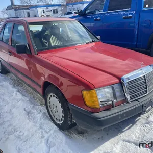 1987 Mercedes Benz 300D Car (Non-Runner)
