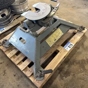 B&W Fifth Wheel Hitch  (Fits 2015+ Dodge Ram)