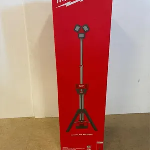 Milwaukee Tower Light M18.  Tool & Battery