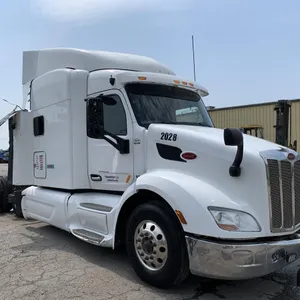 2016 Peterbilt 579 T/A Semi Truck