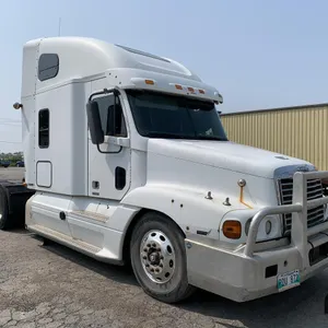 2007 Freightliner Century T/A Semi Truck
