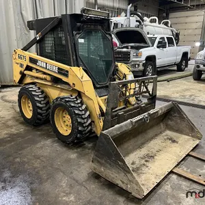 John Deere 6675 Skid Steer
 UNRESERVED