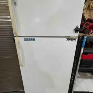FRIGIDAIRE REFRIGERATOR