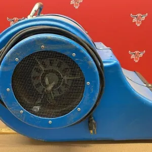 High Tec Air Mover.