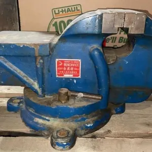 6" Bench Vise.