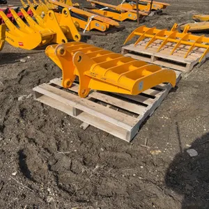 Caterpillar 307 Root Rake