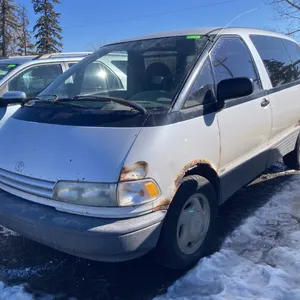1991 Toyota Previa Van, SN: JT3AC22S7M0012744