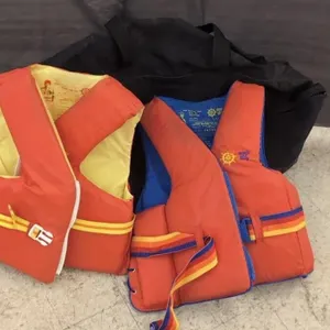 Life Jackets with Bag. Both Size Adult 90lb