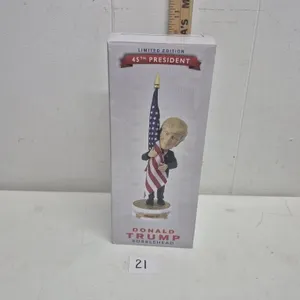 Trump Bobblehead NIB