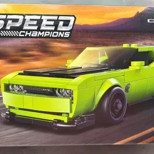 New LEGO 77237 Dodge Challenger Hellcat SRT