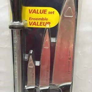 NEW JA Henckels Fine Edge Knife set