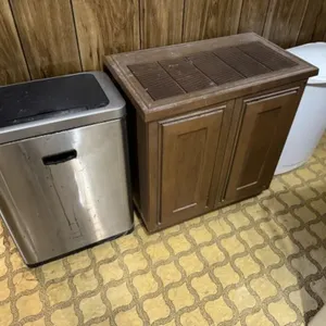 2 Trash Cans, Vintage Arvin Humidifier,