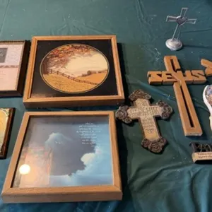 Religious Home Decor