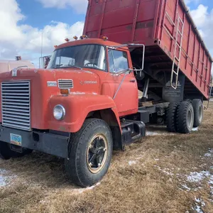 1967 International 190FLS Tandem Truck