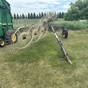 Gehl 206 Wheel Rake