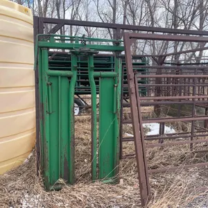 Maternity Pen with Real Tuff Head Gate