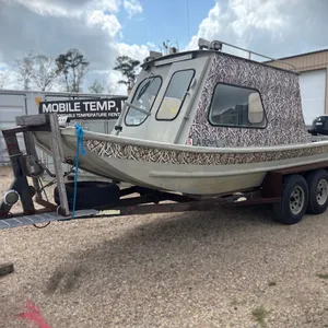 20' HEAVY-DUTY 2003 ALUMINUM CABIN BOAT WITH 90HP SUZUKI