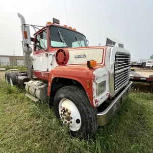 1988 Ford L9000 T/A Semi Truck
 UNRESERVED
