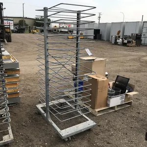 Rolling Baking Rack
 UNRESERVED