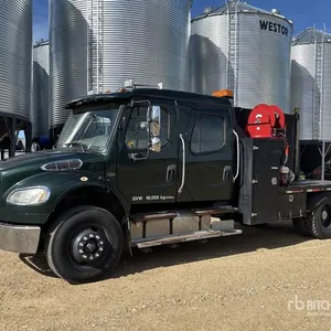 2008 Freightliner M2106 4x2 Crew Cab Utility Truck