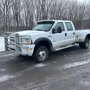 2007 Ford F-350 XL 4x4 Crew Cab Pickup