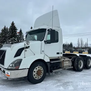 2011 Volvo VNL 6x4 T/A Day Cab Truck Tractor