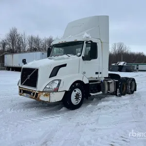 2014 Volvo VNL 6x4 T/A Day Cab Truck Tractor