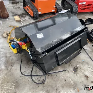 GIYI Skid Steer Boxbroom Sweeper
 UNRESERVED