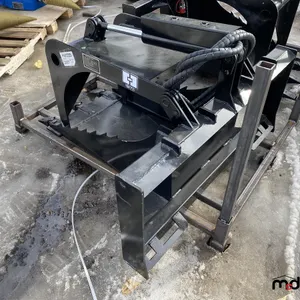 GIYI Skid Steer Stump Grab Bucket
 UNRESERVED