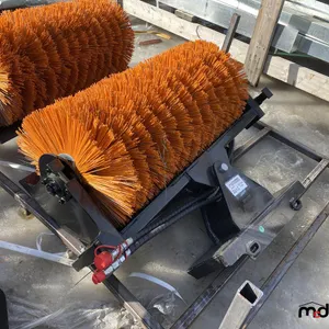 GIYI Mini Skid Steer Sweeper
 UNRESERVED