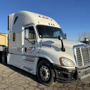 2014 Freightliner Cascadia T/A Semi Truck (Non-Runner)