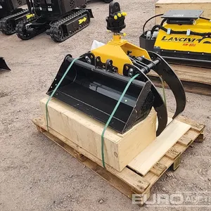 Unused Rotating Log Grab, 32" Bucket 