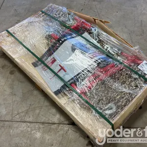 Unused 5400lbs Ratchet Binder (5 of), 3/8" 20' G70 Chain 