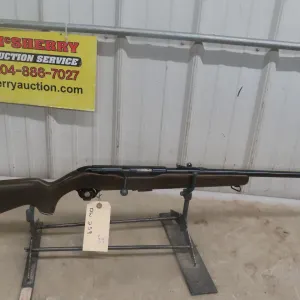 Lakefield Mossberg 640 KC Chuckster – .22 Mag, Bolt Action, 24" Barrel, S/N 481770, 1 Magaz