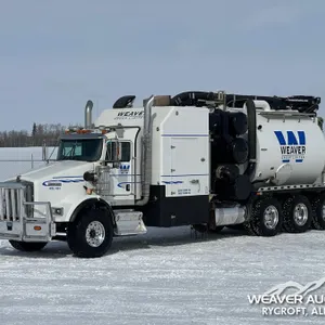 2019 KENWORTH T800 TRI DRIVE HYDRO VACUUM TRUCK