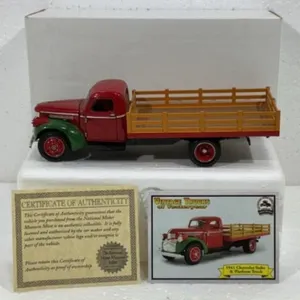 1941 Chevrolet Stake & Platform Truck Museum Mint