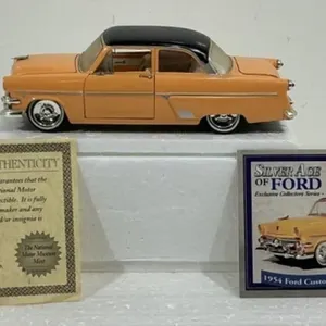 1954 Ford Customline Tudor 2-Door Sedan Silver Age