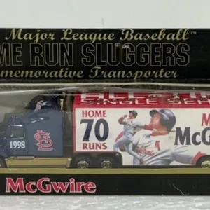 NIB 1998 Mark McGuire Home Run Sluggers Toy