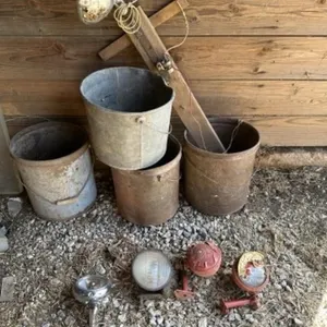 Tractor lights, metal buckets