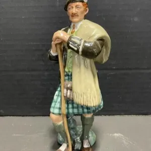 Royal Doulton Figurine - The Laird  HN2361