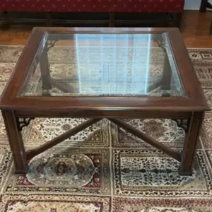 Coffee table, (2) End tables, and (2) Lamps