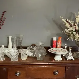 Miscellaneous glass and Crystal decor lot