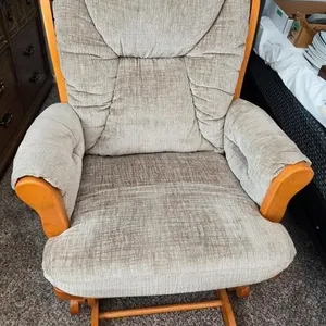 Rocking Chair 30x26x40" 19.5 Seat Height