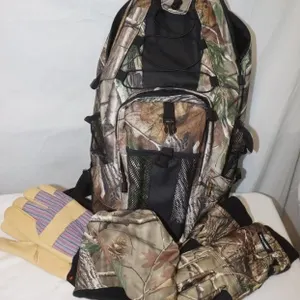 Allen Camo Hunting Backpack w/ Hat & Gloves:
